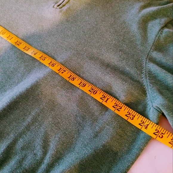 Land's End quarter zip sweater. XL - Picture 5 of 11